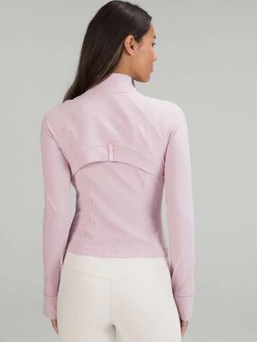 Lululemon Cropped Define Jacket
*Nulu Pink Peony